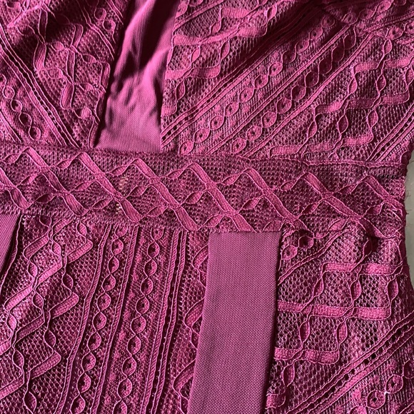 Small Long Sleeve Windsor Dress - Picture 6 of 7